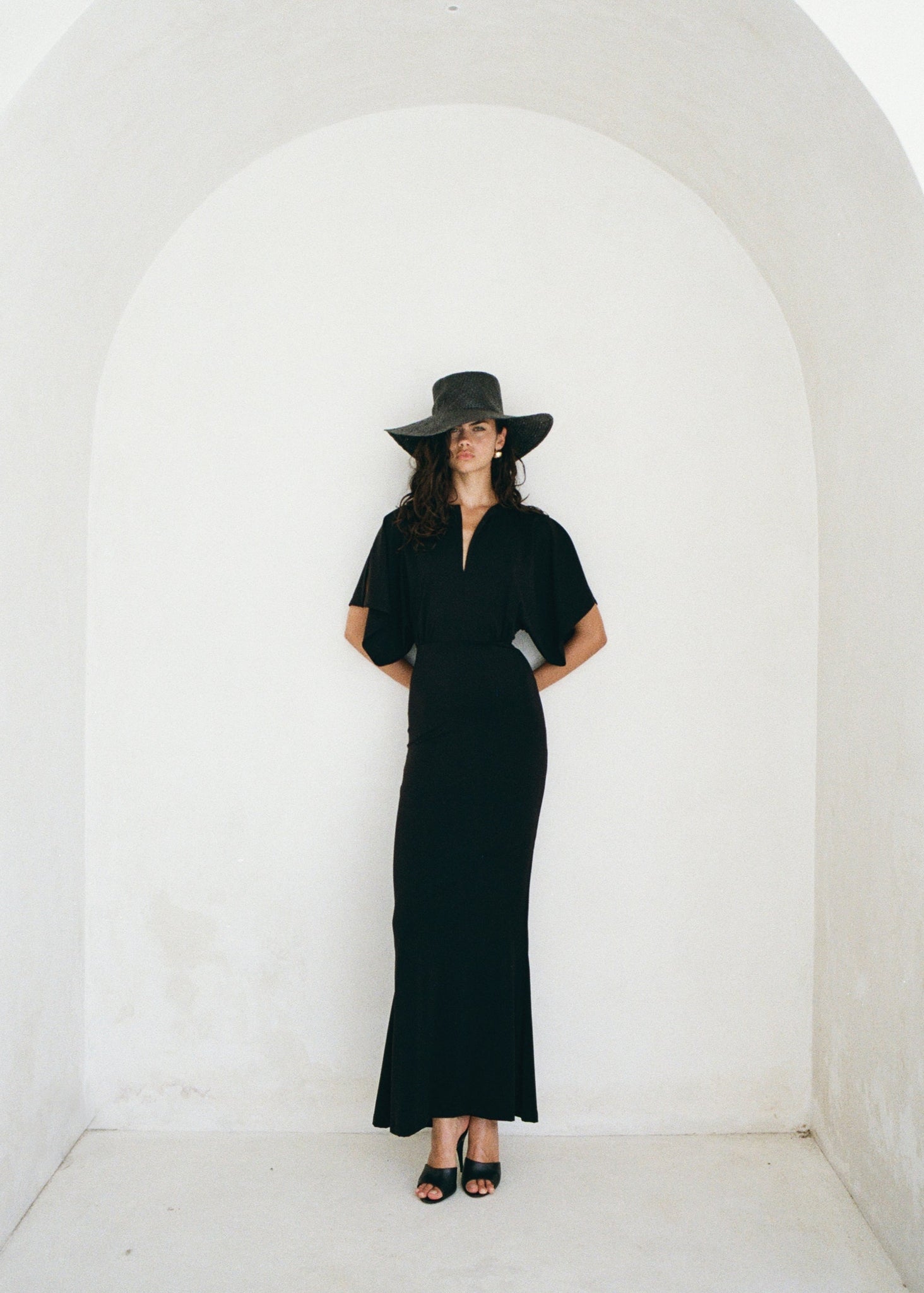 9.05 full price! - NINA DRESS BLACK LECOLLET