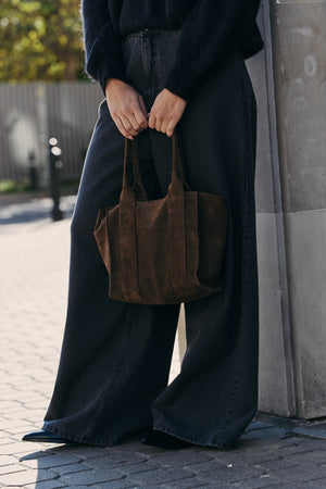 THE SMALL BAG BROWN SUEDE LECOLLET