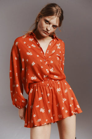 29.04 NETIE RED DAISY LECOLLET