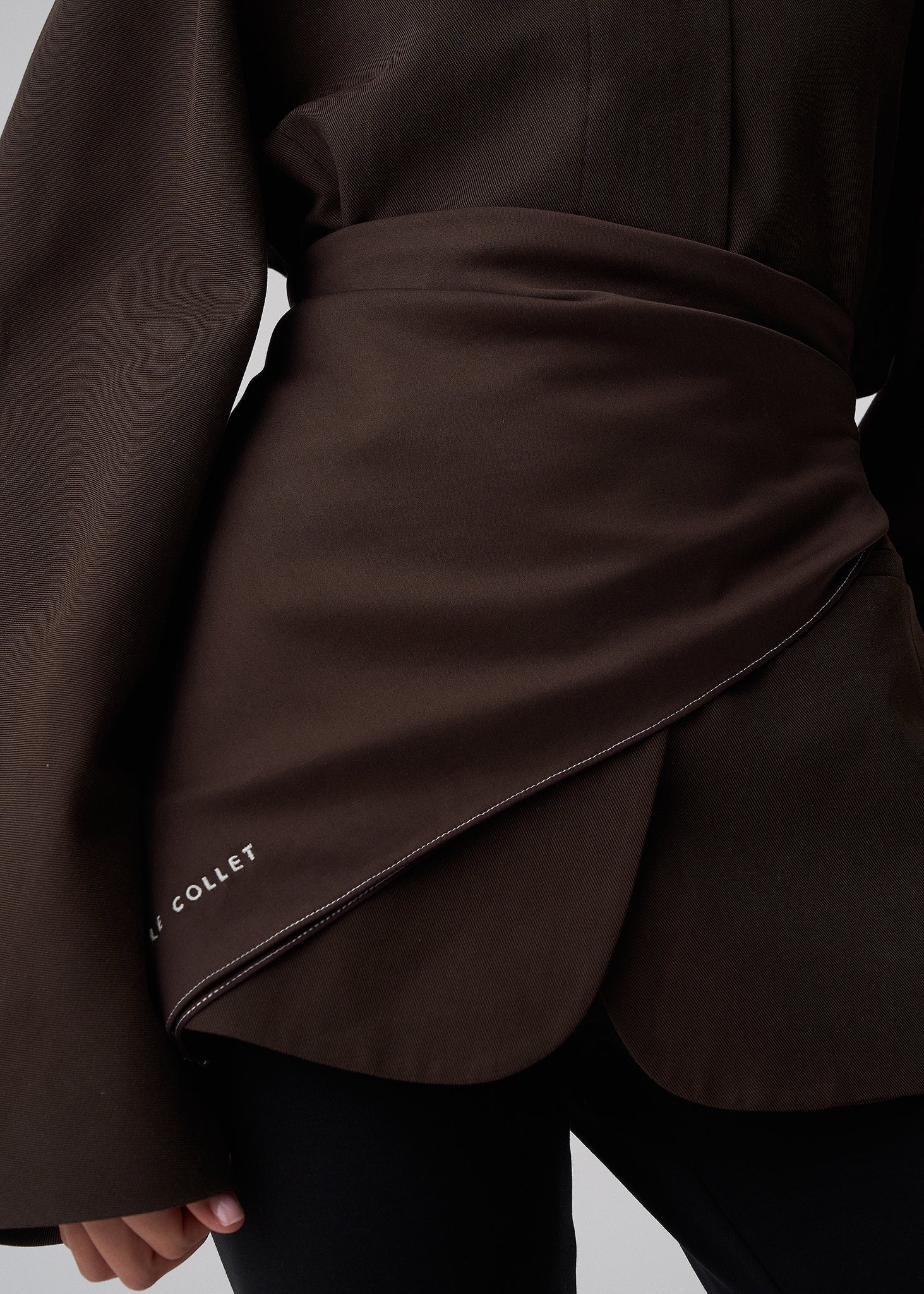 CHUSTA ARREA BROWN LECOLLET