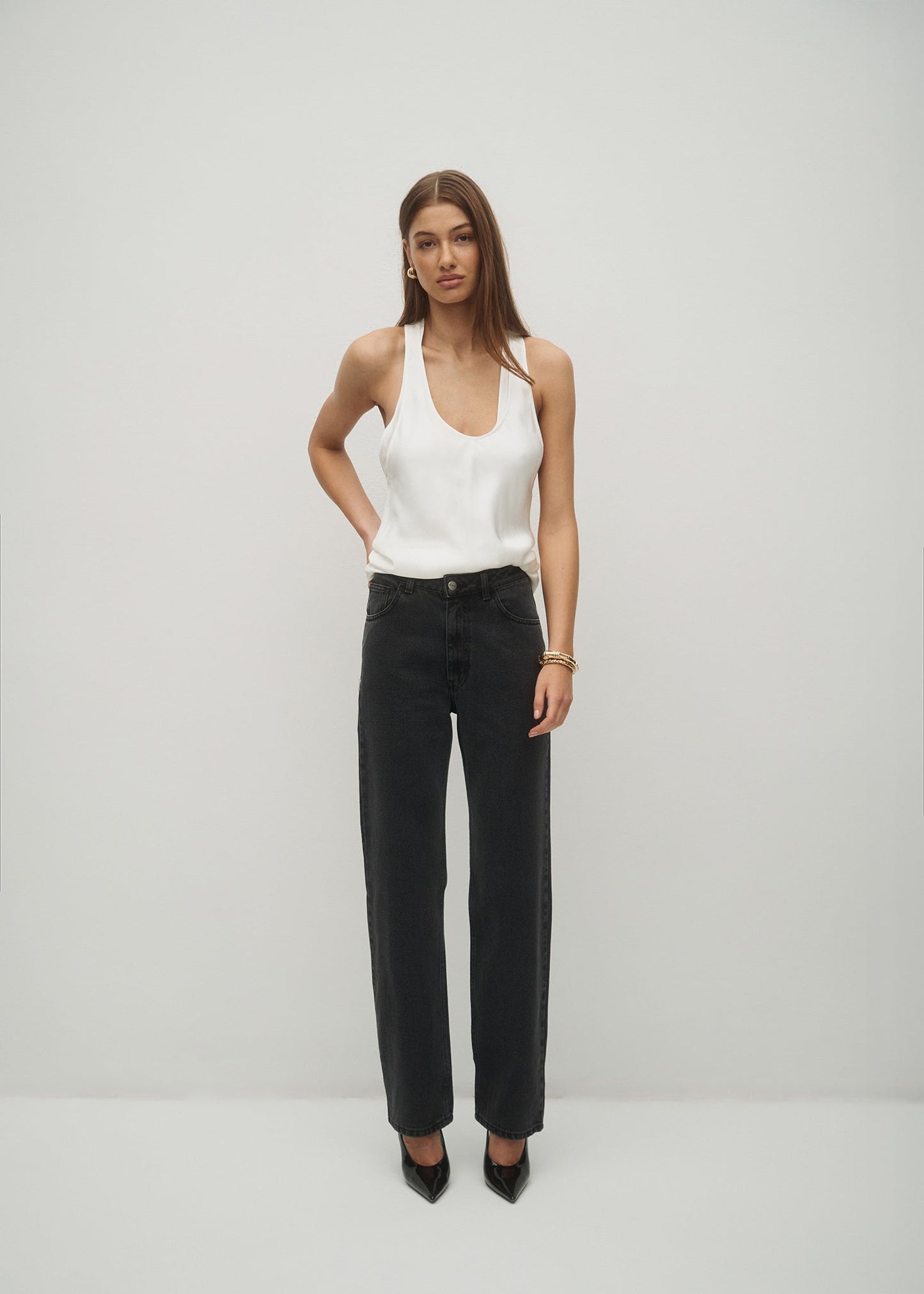 JEANSY GALJA GREY LECOLLET