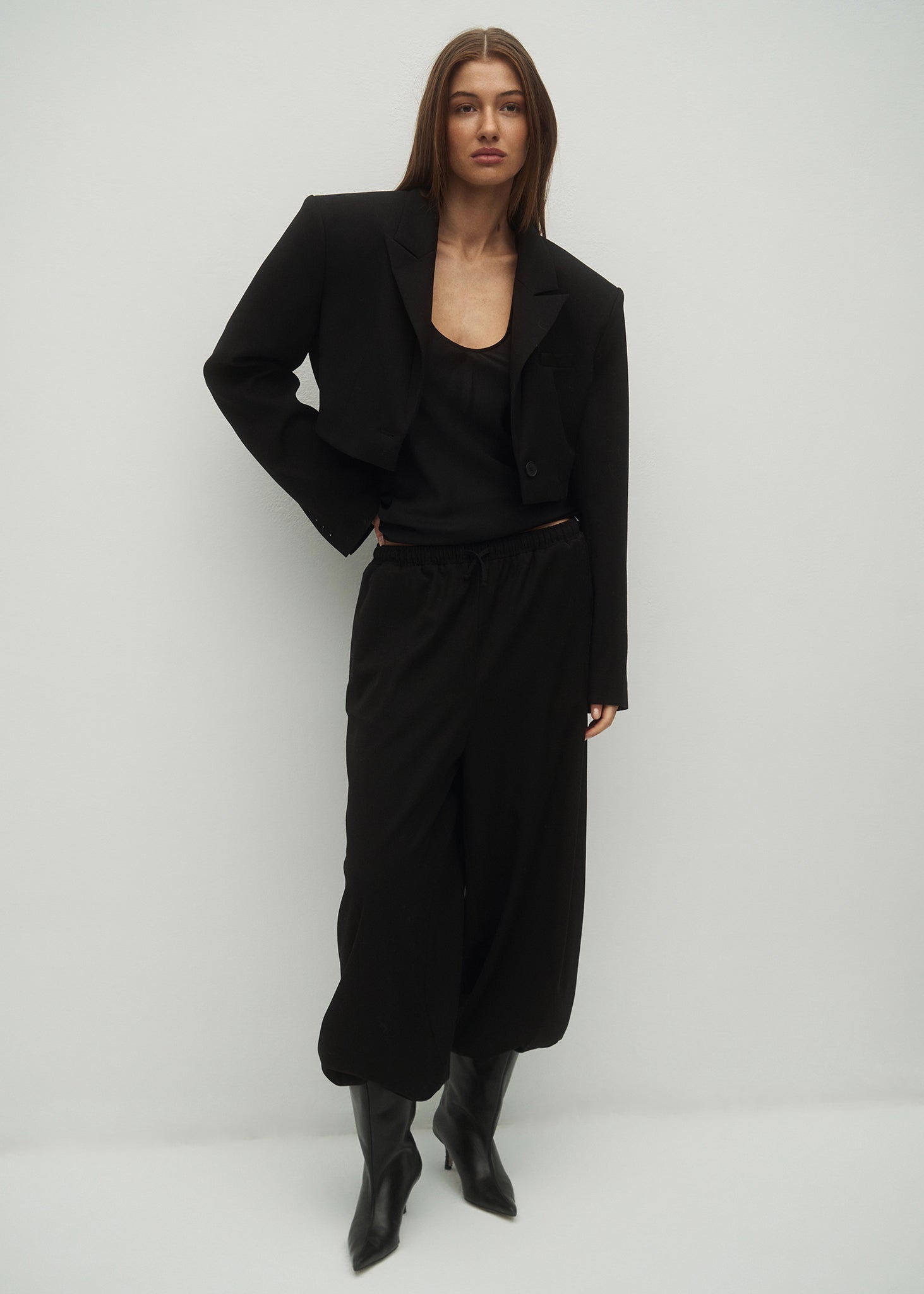 SPODNIE JASMIN BLACK LECOLLET