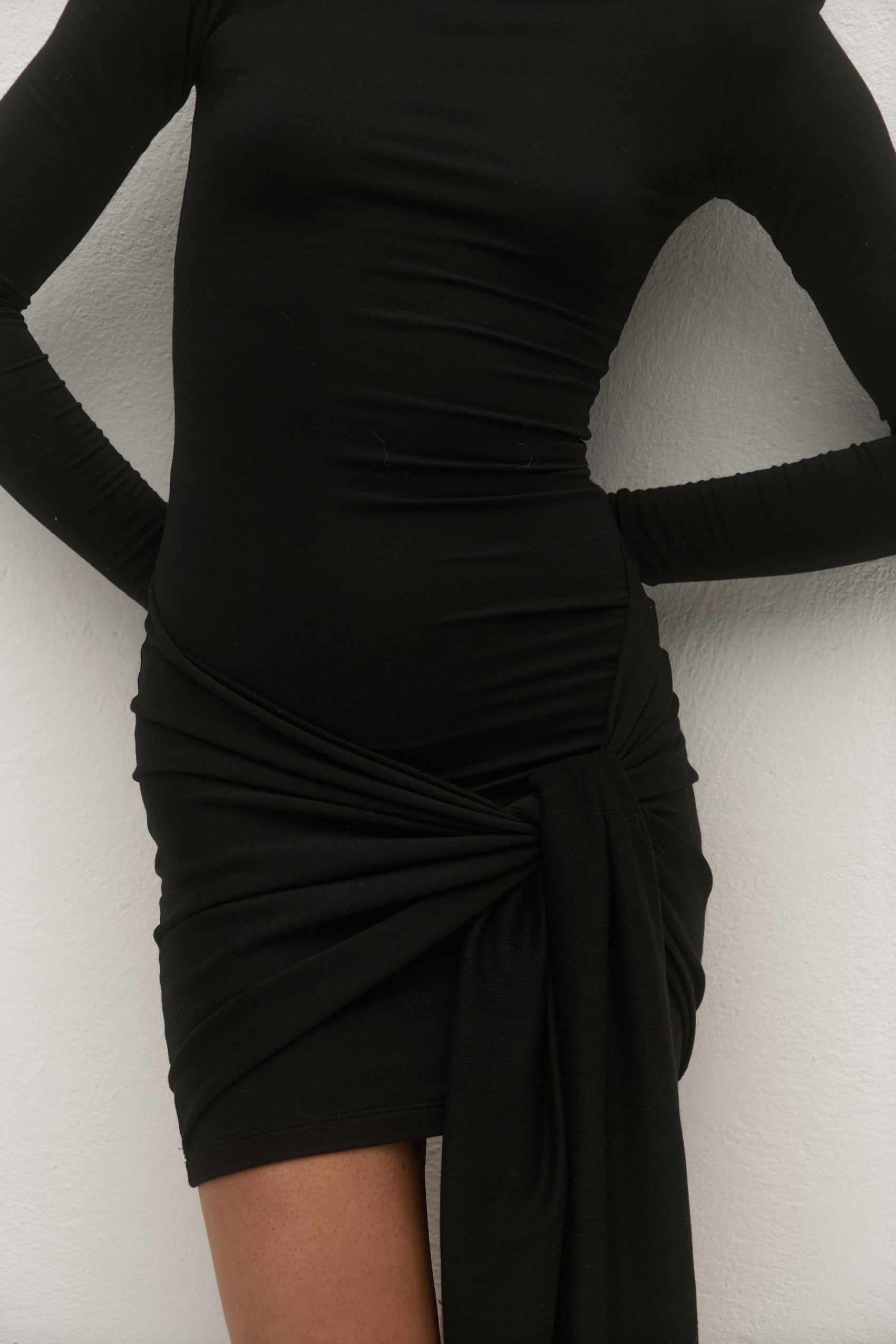 SUKIENKA MARRY BLACK LECOLLET