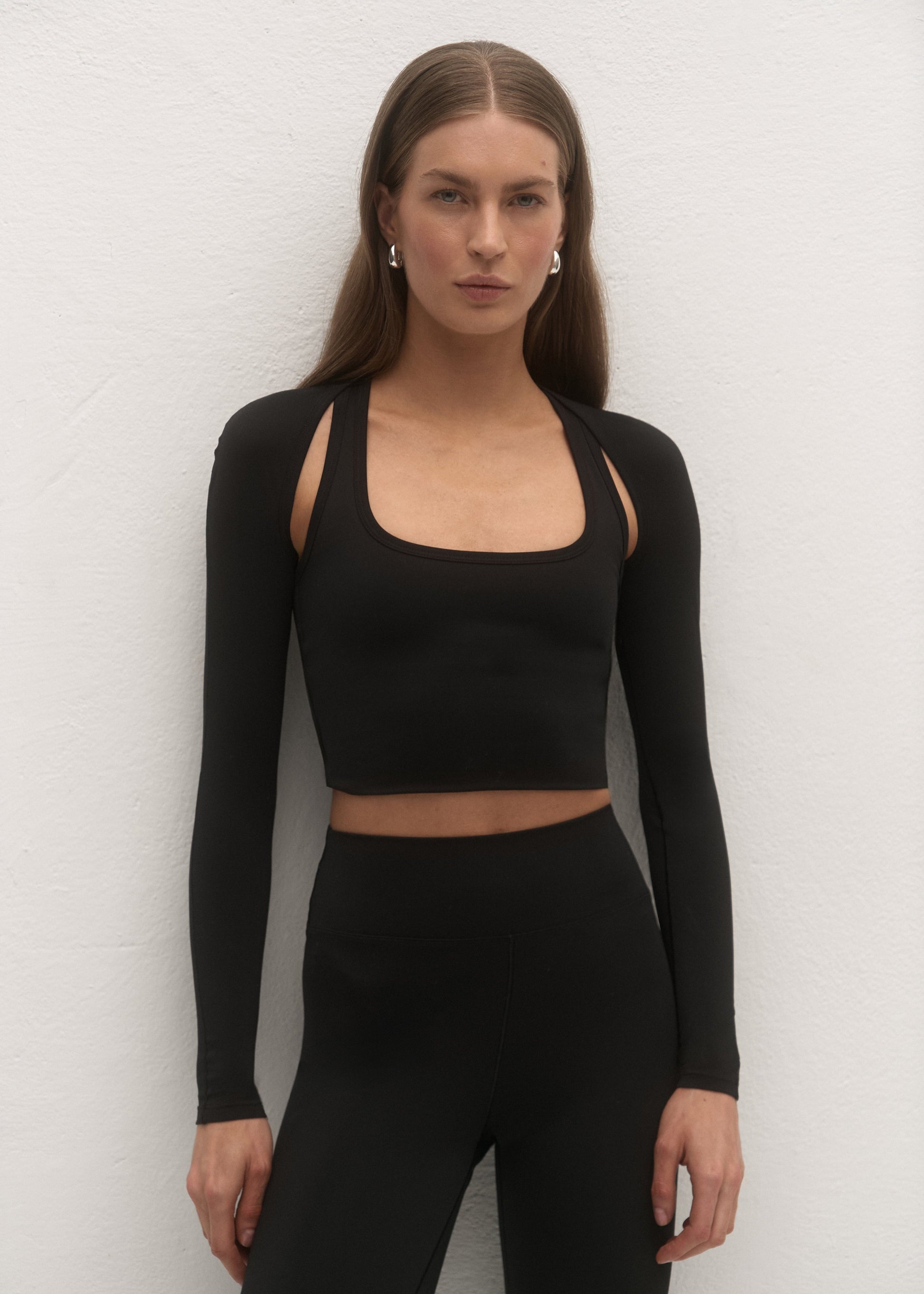 SPORTOWY TOP FLOW BLACK LECOLLET