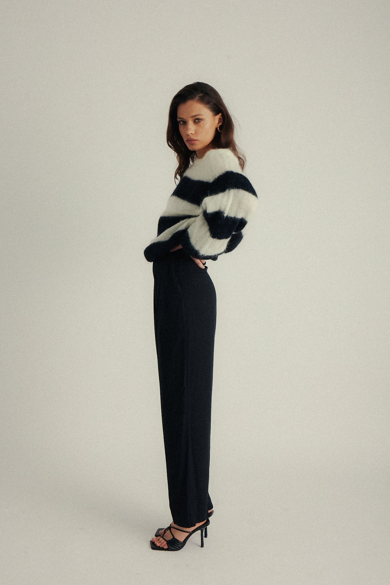 BASIT BLACK STRIPES LeCollet