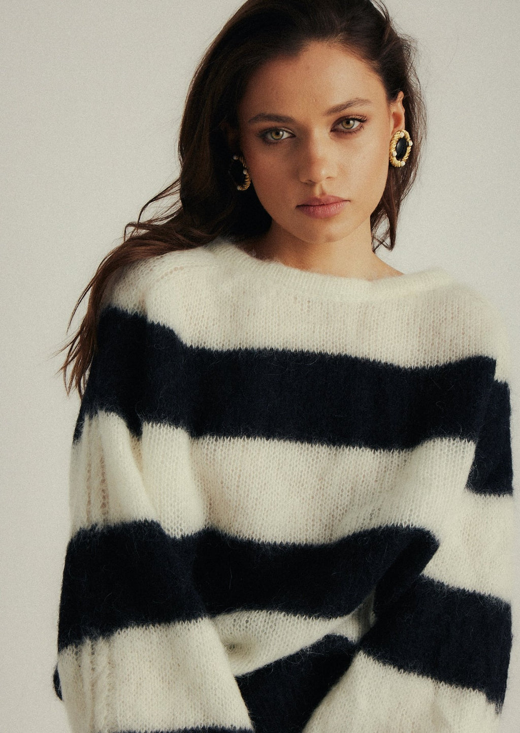 BASIT BLACK STRIPES LeCollet