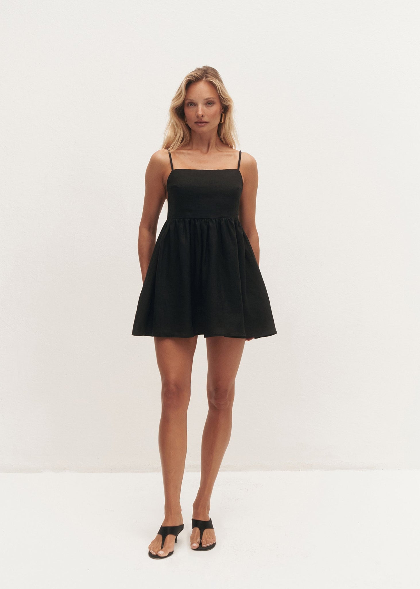 SUKIENKA HARLOW BLACK LECOLLET
