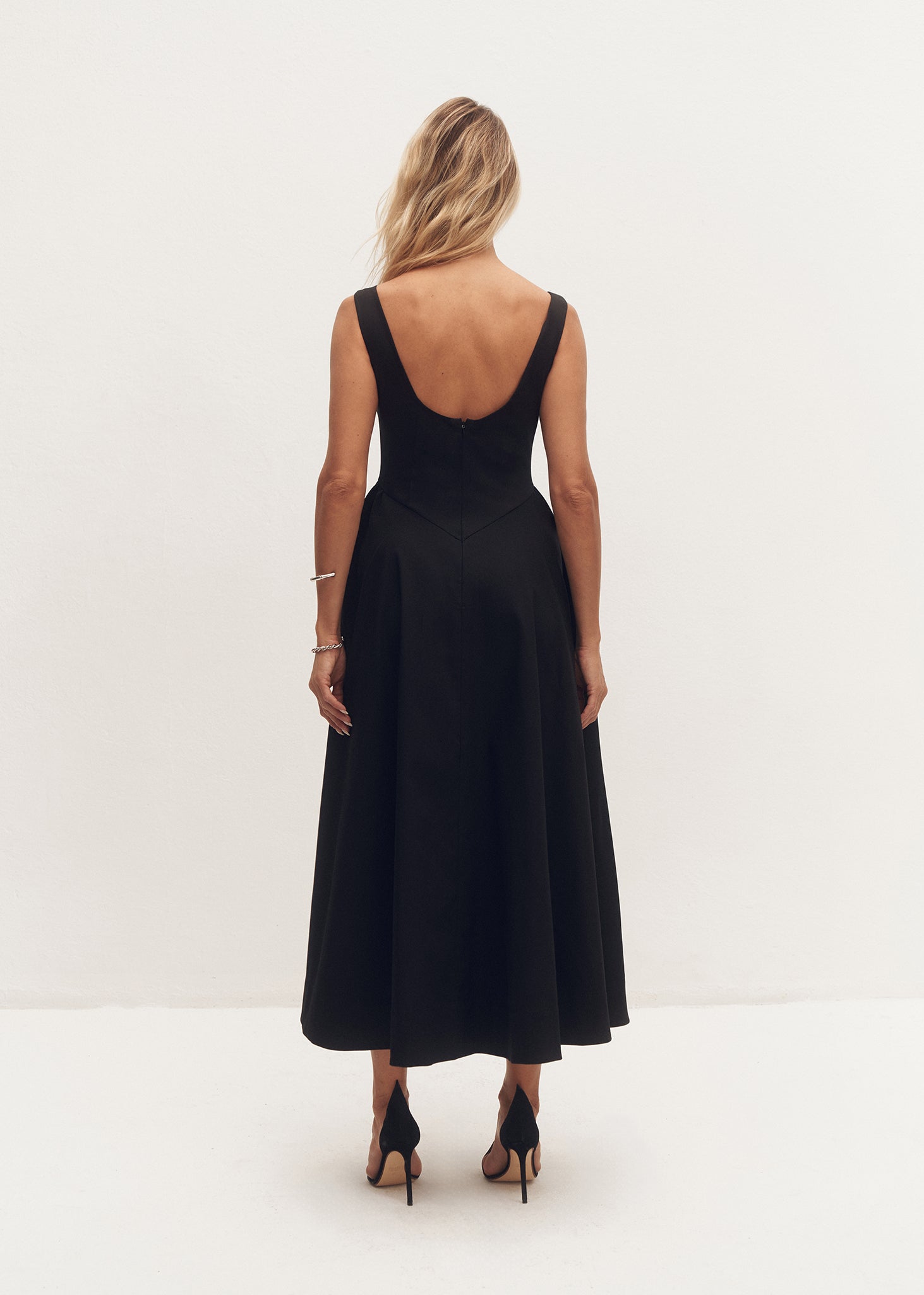 SUKIENKA VEZIA BLACK LECOLLET