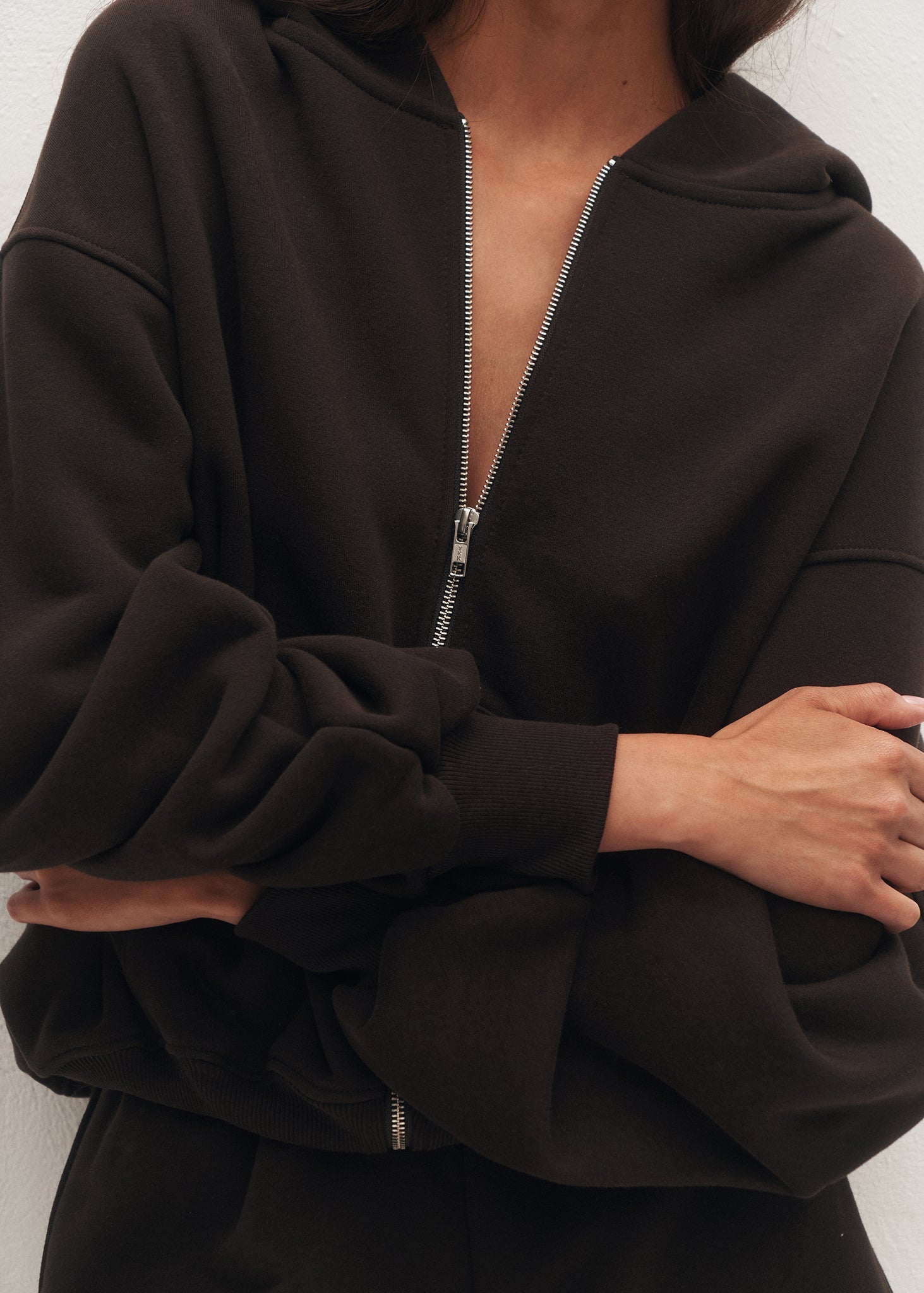 TOMZI BROWN SWEATSHIRT