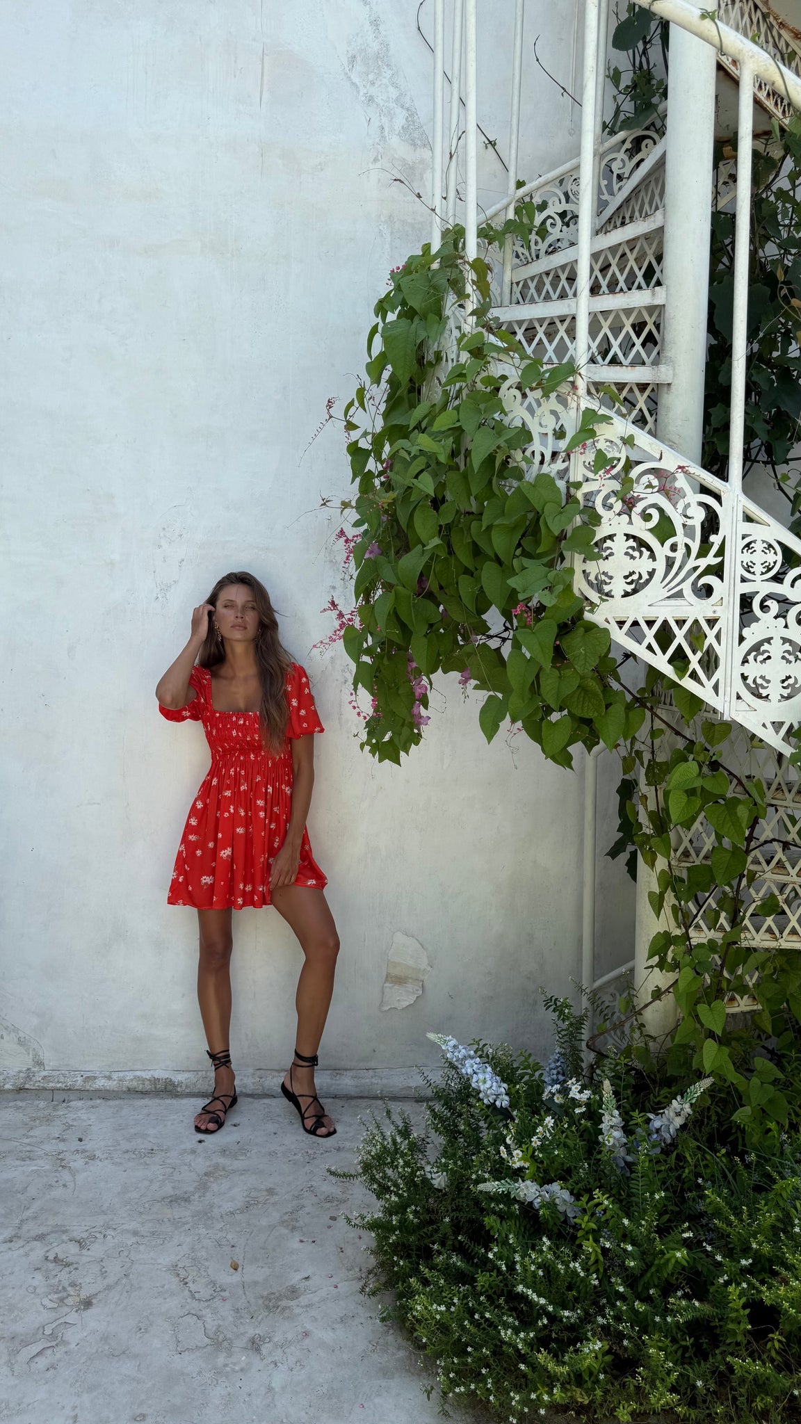 VIDA RED DAISY LECOLLET