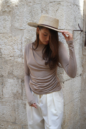 EVE GINGER LECOLLET
