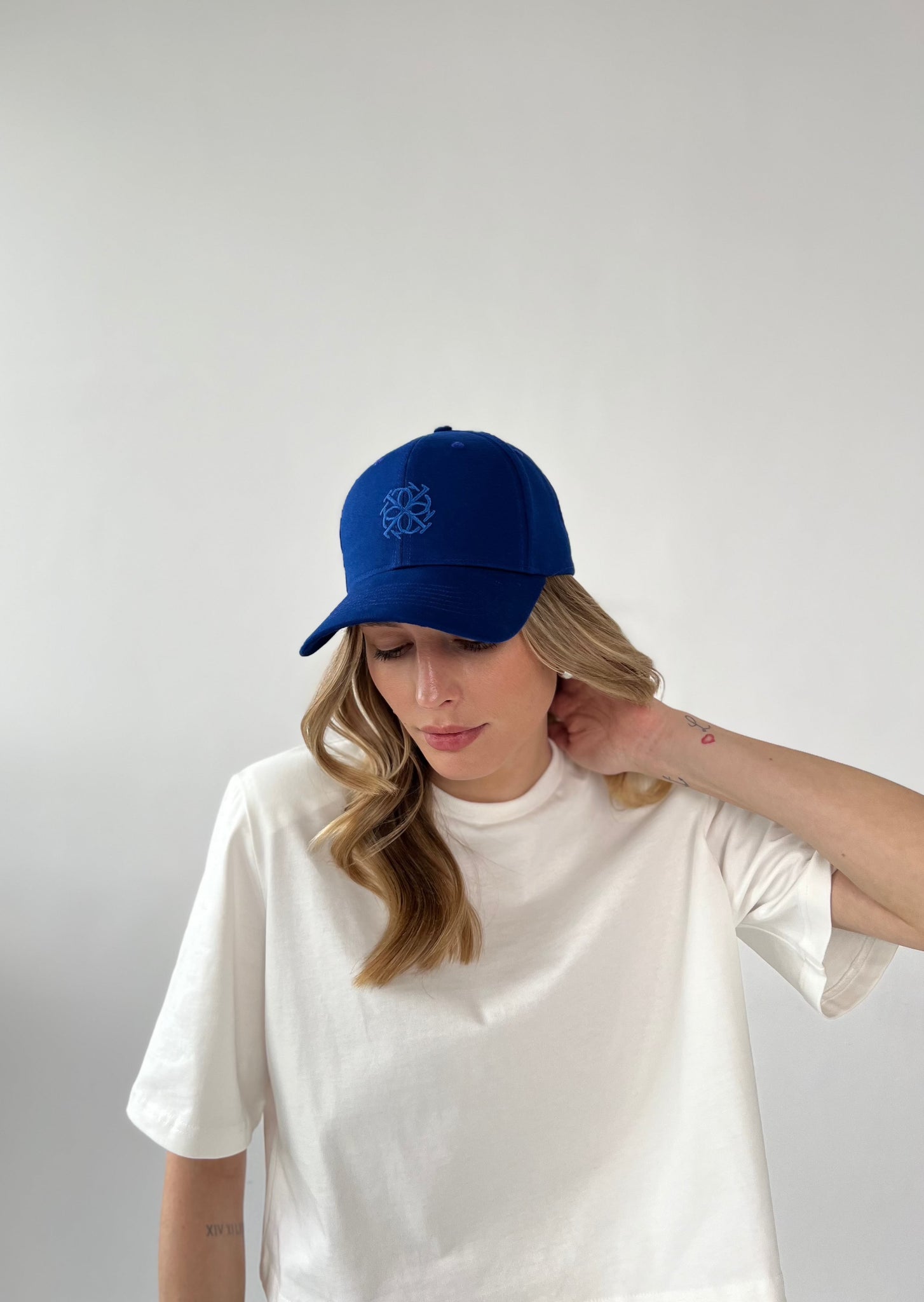 SIGN HAT COBALT LECOLLET