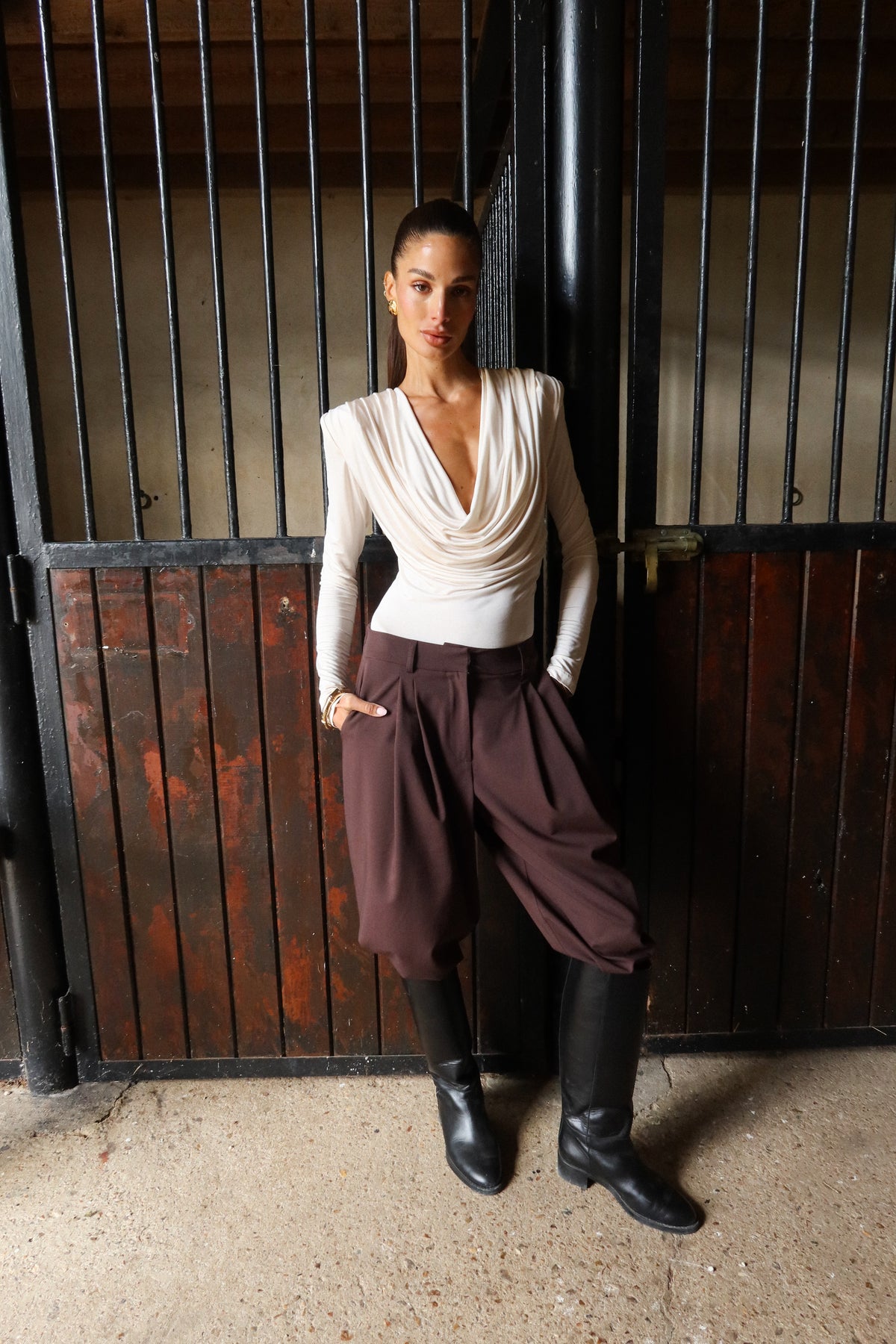 LORIA CREAM BLOUSES