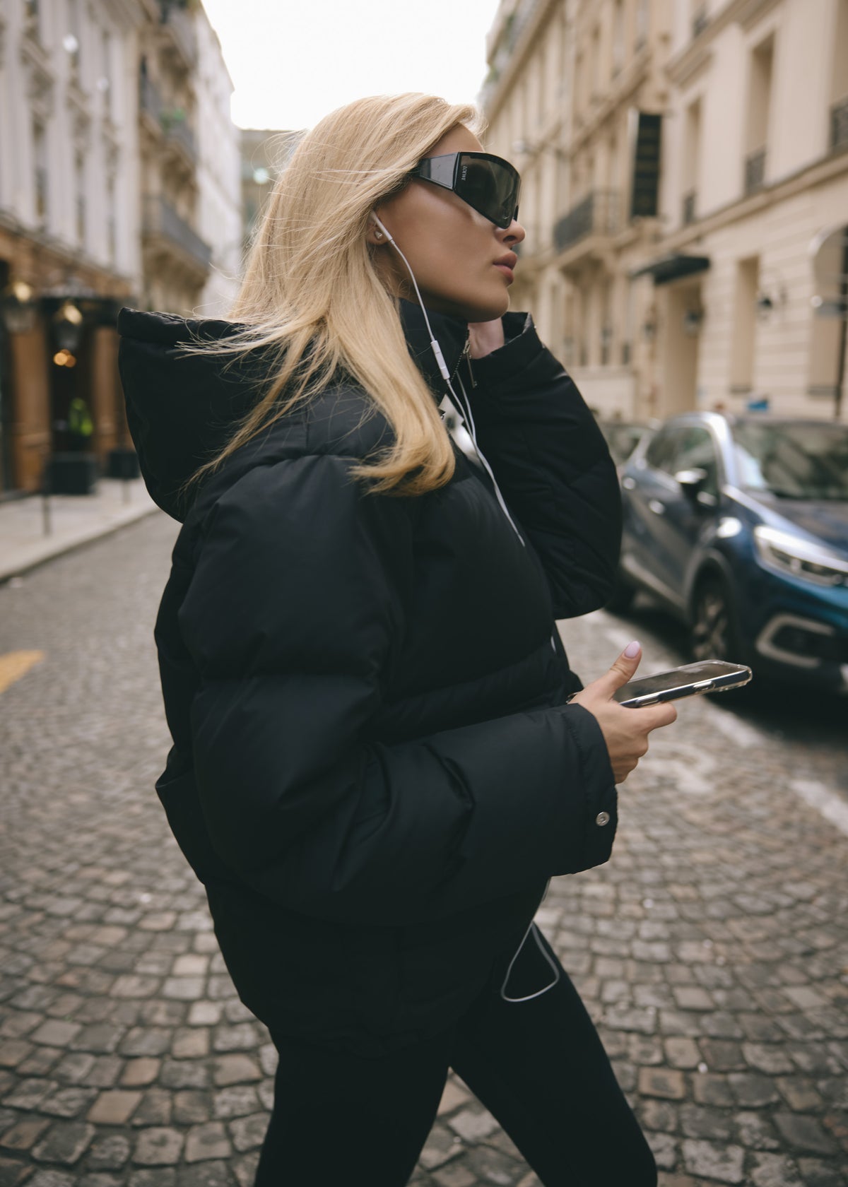 BORMIO HOODED BLACK JACKET 