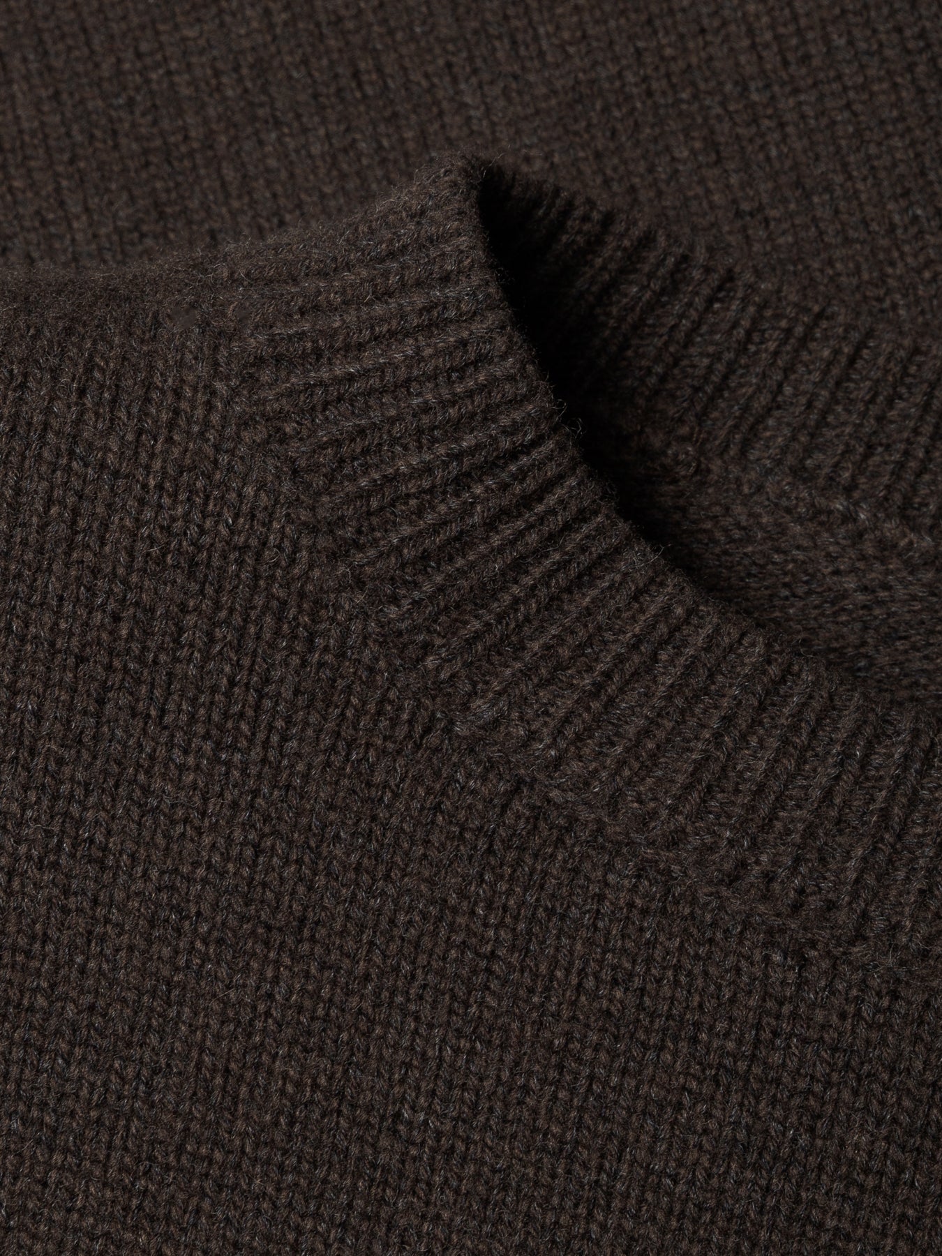 SWETER CECILIA BROWN LECOLLET