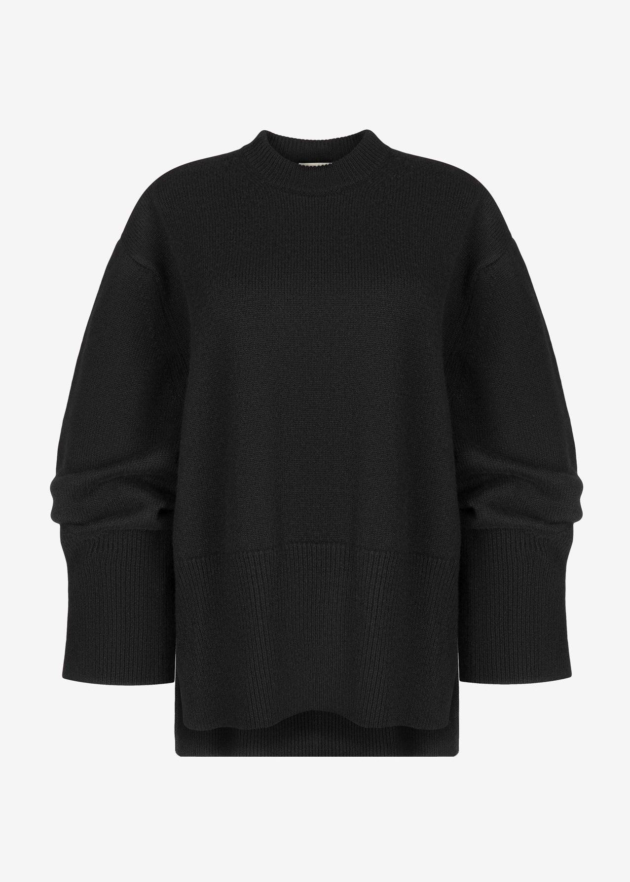 ELWEN BLACK SWEATER