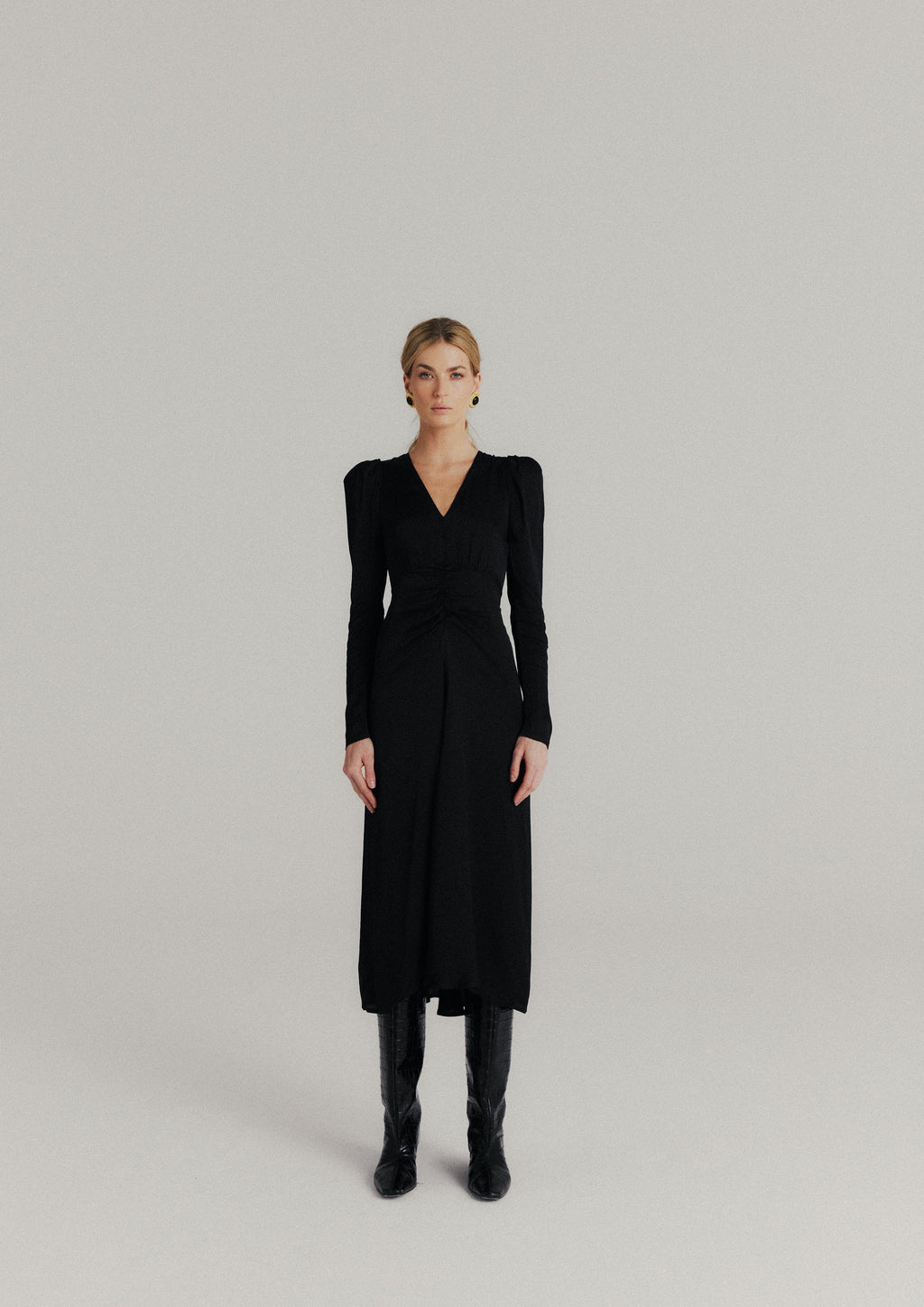 TOLEDO BLACK LeCollet