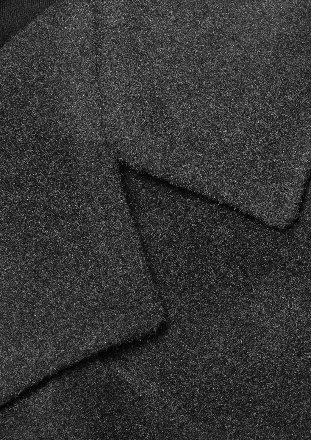 AVALLON BLACK LeCollet